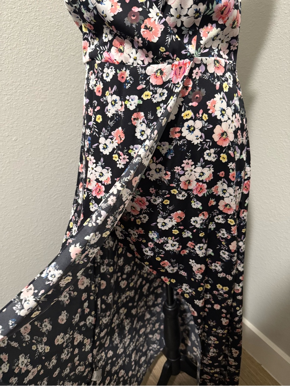 Intermix Silk Floral Dress, Size 8 - Picture 6 of 8